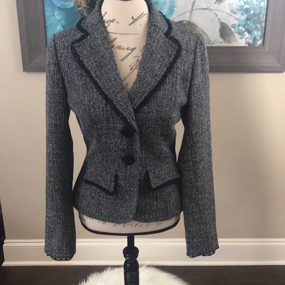 Size 8 dress blazer with lace trim